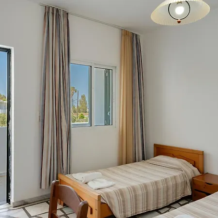 Ilios And Irene 10 4*